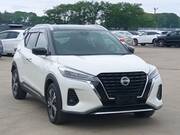 2021 NISSAN KICKS