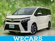 2018 TOYOTA VOXY