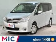 2013 NISSAN SERENA
