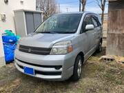 2005 TOYOTA VOXY X