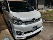 2013 TOYOTA VOXY
