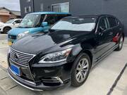 2013 LEXUS LS