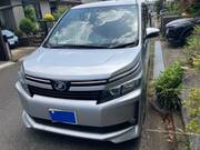 2014 TOYOTA VOXY