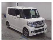 2015 HONDA N-BOX CUSTOM