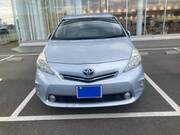 2011 TOYOTA PRIUS ALPHA S
