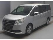 2015 TOYOTA NOAH