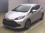 2022 TOYOTA AQUA