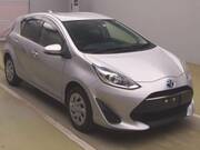 2019 TOYOTA AQUA
