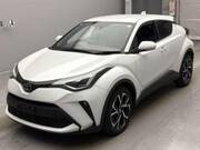 2023 TOYOTA C-HR