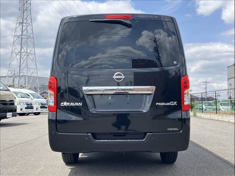 NISSAN CARAVAN (URVAN)