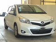 2011 TOYOTA VITZ U