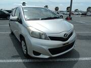 2013 TOYOTA VITZ F