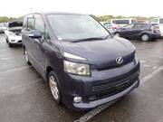 2009 TOYOTA VOXY Z