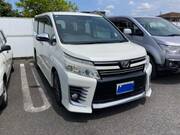 2015 TOYOTA VOXY