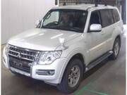 2018 MITSUBISHI PAJERO