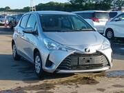 2018 TOYOTA VITZ F
