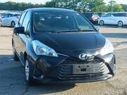 2018 TOYOTA VITZ F