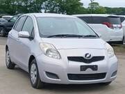 2009 TOYOTA VITZ