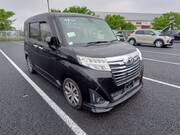 2017 TOYOTA ROOMY