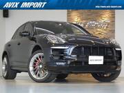 2016 PORSCHE MACAN
