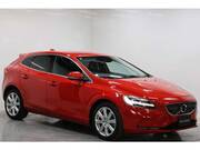 2016 VOLVO V40