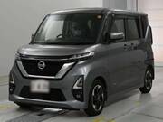 2021 NISSAN ROOX