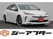 2020 TOYOTA PRIUS