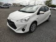 2017 TOYOTA AQUA
