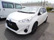 2017 TOYOTA AQUA
