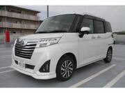 2017 TOYOTA ROOMY