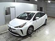 2019 TOYOTA PRIUS