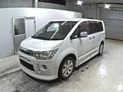 2011 MITSUBISHI DELICA D5