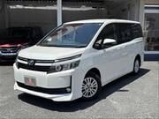 2015 TOYOTA VOXY