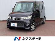 2011 NISSAN ROOX