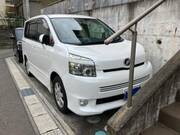 2010 TOYOTA VOXY Z