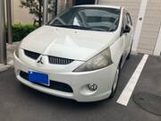 2003 MITSUBISHI GRANDIS
