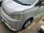 2009 TOYOTA VOXY