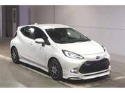 2024 TOYOTA AQUA