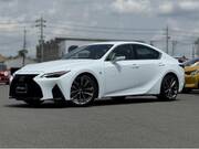 2021 LEXUS IS