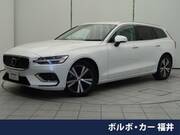 2025 VOLVO V60