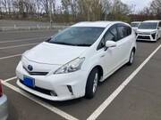 2011 TOYOTA PRIUS ALPHA S