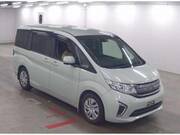 2017 HONDA STEPWAGON
