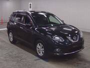 2014 NISSAN X-TRAIL