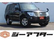 2010 MITSUBISHI PAJERO