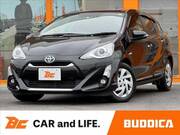 2015 TOYOTA AQUA