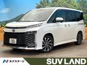 2022 TOYOTA VOXY