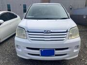 2003 TOYOTA NOAH