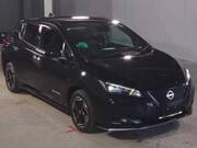 2022 NISSAN LEAF