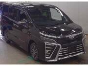 2019 TOYOTA VOXY
