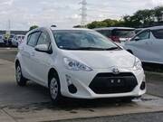 2017 TOYOTA AQUA L